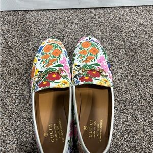 Gucci Floral Print White Leather Horsebit Loafers / Gucci X Ken Scott Jordaan